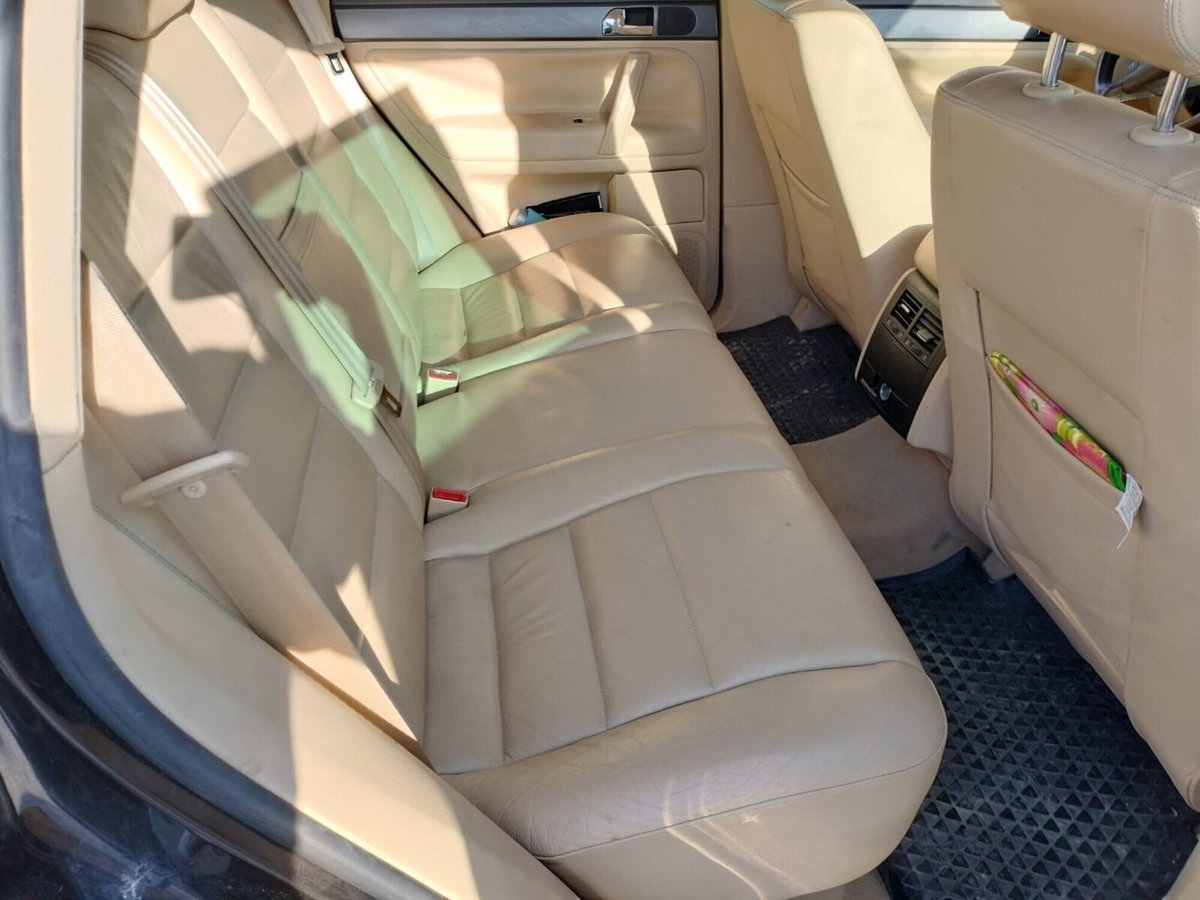Volkswagen Touareg V6 TDI DPF tiptronic (8)