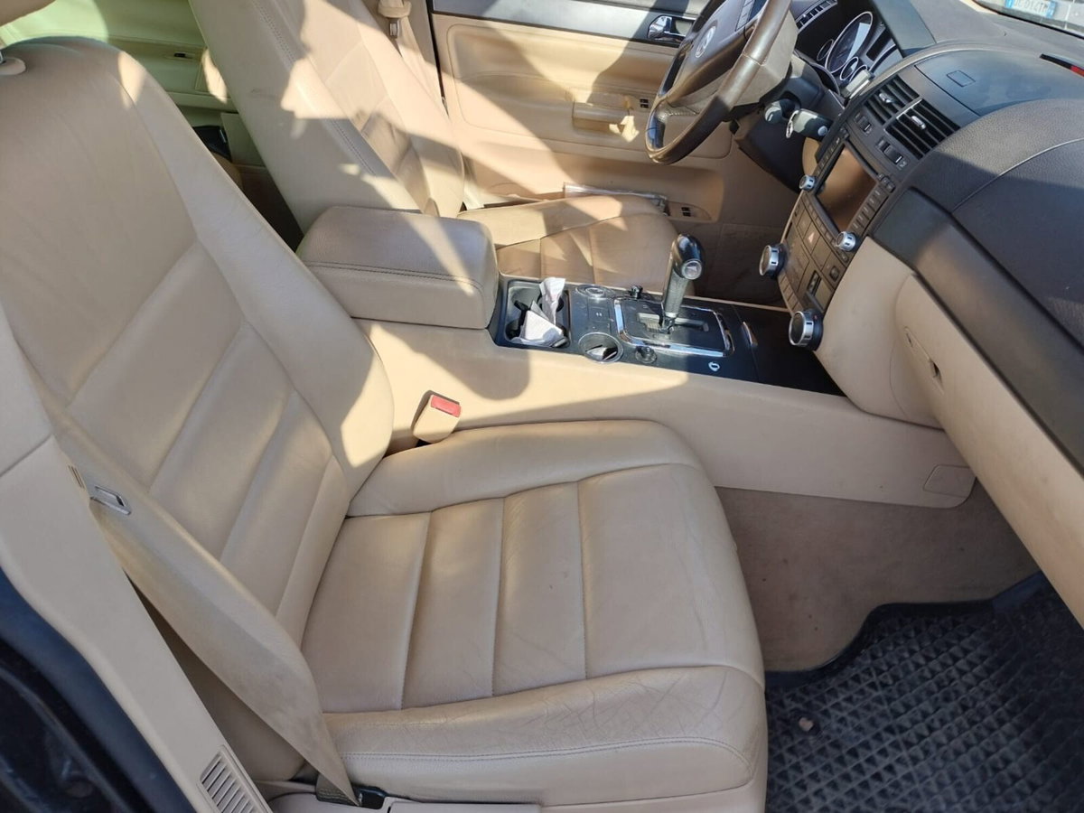 Volkswagen Touareg V6 TDI DPF tiptronic (9)