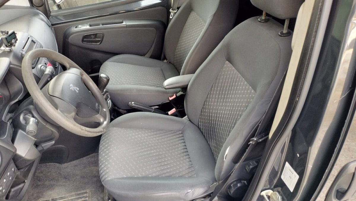Peugeot Bipper 1.3 HDi 75 FAP Stop&Start Outdoor (10)