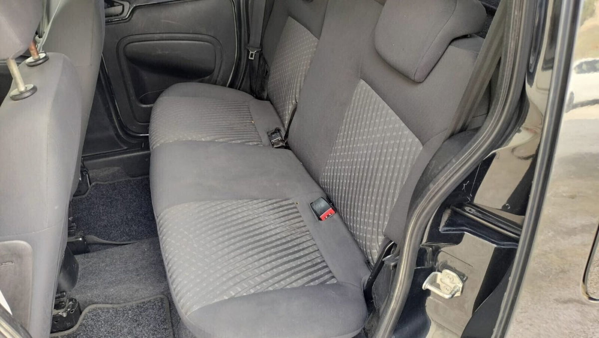 Peugeot Bipper 1.3 HDi 75 FAP Stop&Start Outdoor (11)