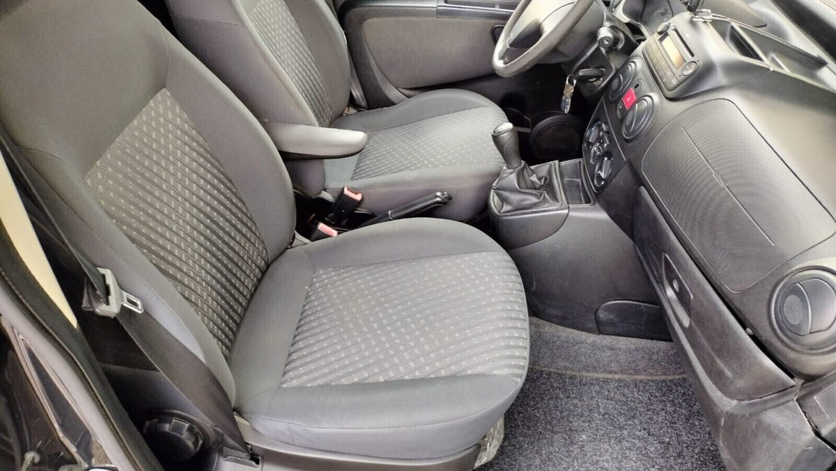 Peugeot Bipper 1.3 HDi 75 FAP Stop&Start Outdoor (14)