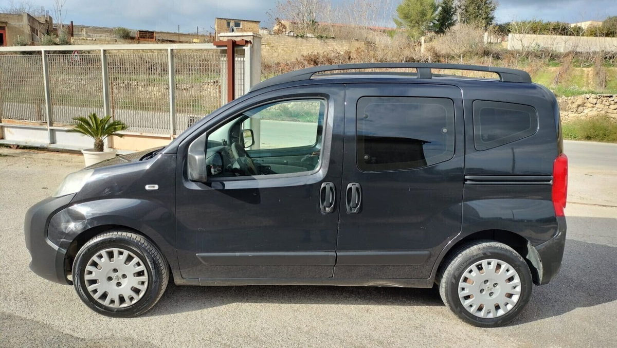 Peugeot Bipper 1.3 HDi 75 FAP Stop&Start Outdoor (2)