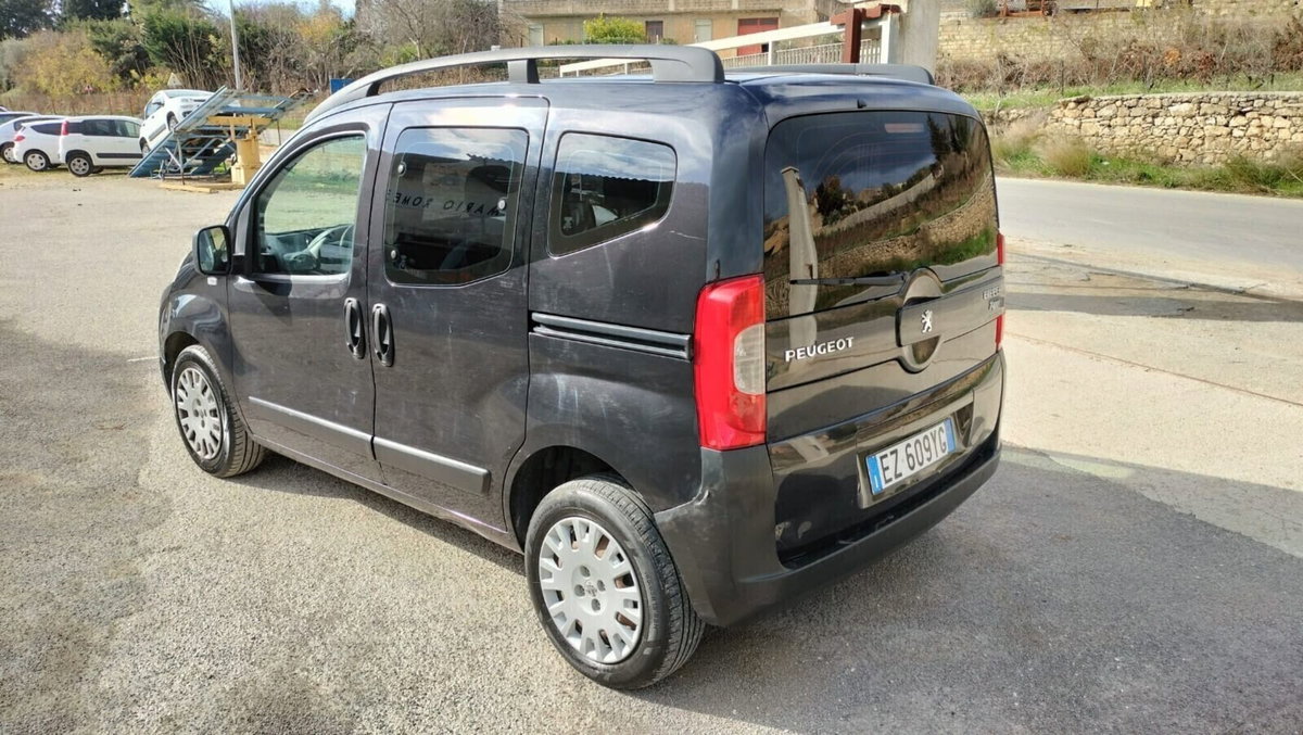 Peugeot Bipper 1.3 HDi 75 FAP Stop&Start Outdoor (3)