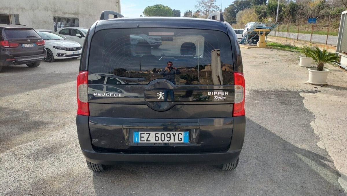 Peugeot Bipper 1.3 HDi 75 FAP Stop&Start Outdoor (4)