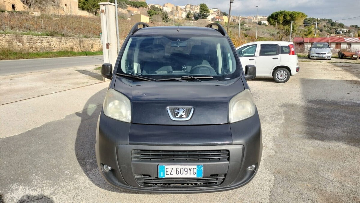 Peugeot Bipper 1.3 HDi 75 FAP Stop&Start Outdoor (8)