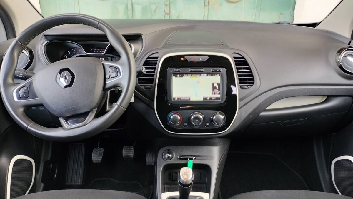 Renault Captur dCi 8V 90 CV Business (12)