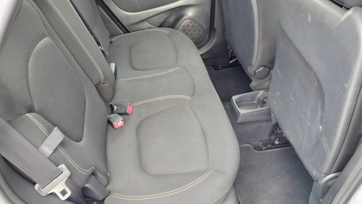 Renault Captur dCi 8V 90 CV Business (13)