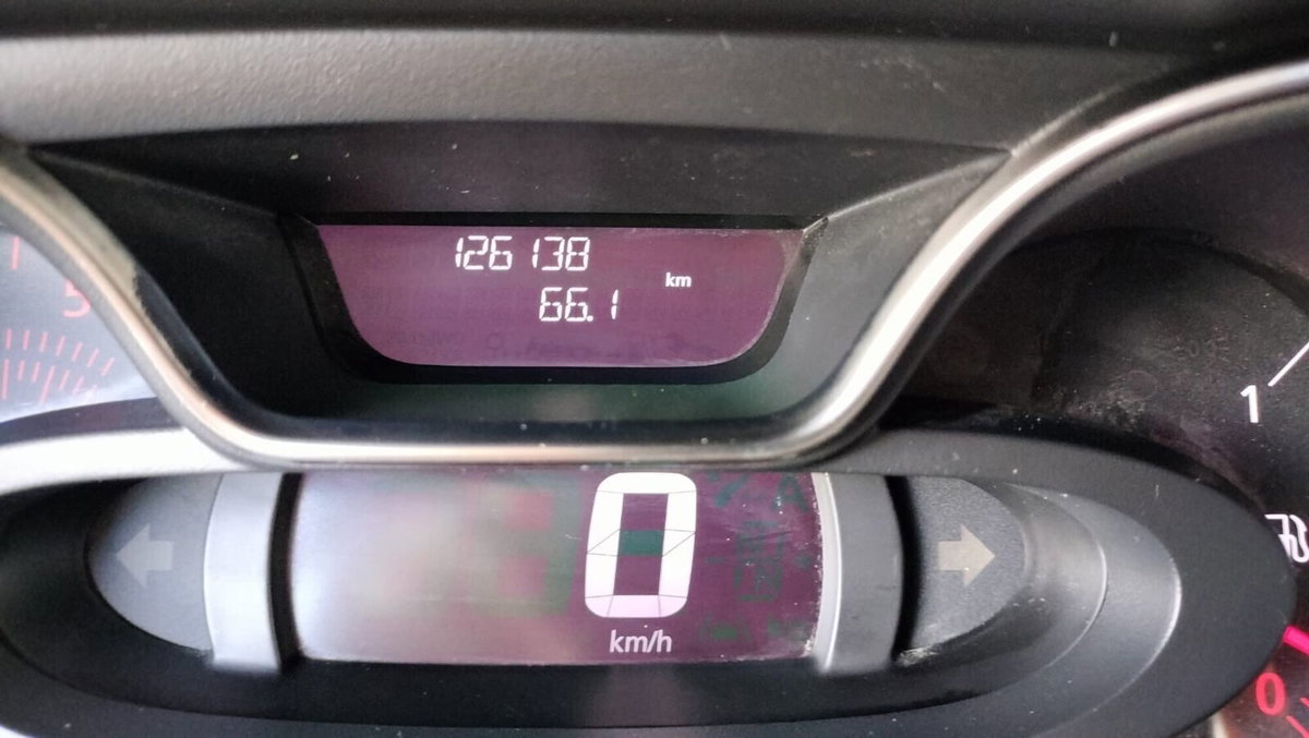 Renault Captur dCi 8V 90 CV Business (17)