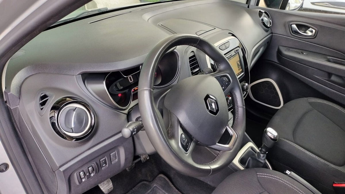 Renault Captur dCi 8V 90 CV Business (9)