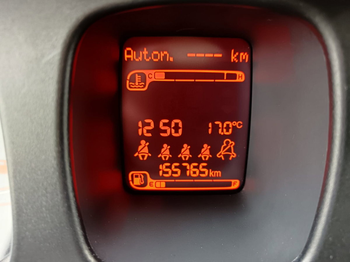 Fiat Panda 1.3 MJT 95 CV S&S 4x4 (16)