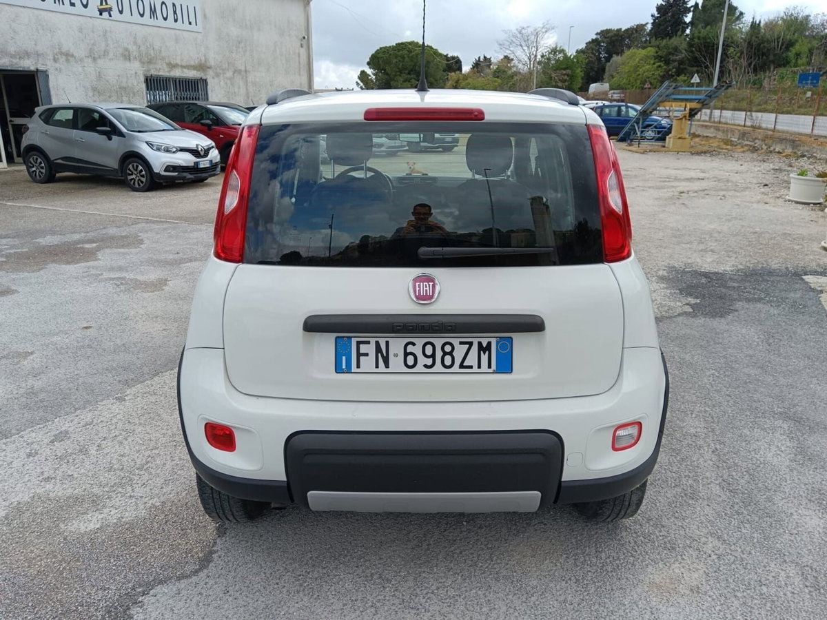 Fiat Panda 1.3 MJT 95 CV S&S 4x4 (4)
