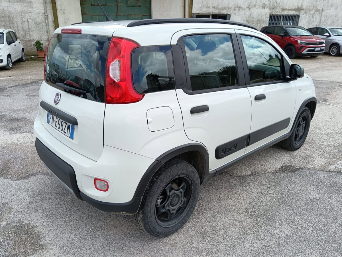 Fiat Panda 1.3 MJT 95 CV S&S 4x4 (5)