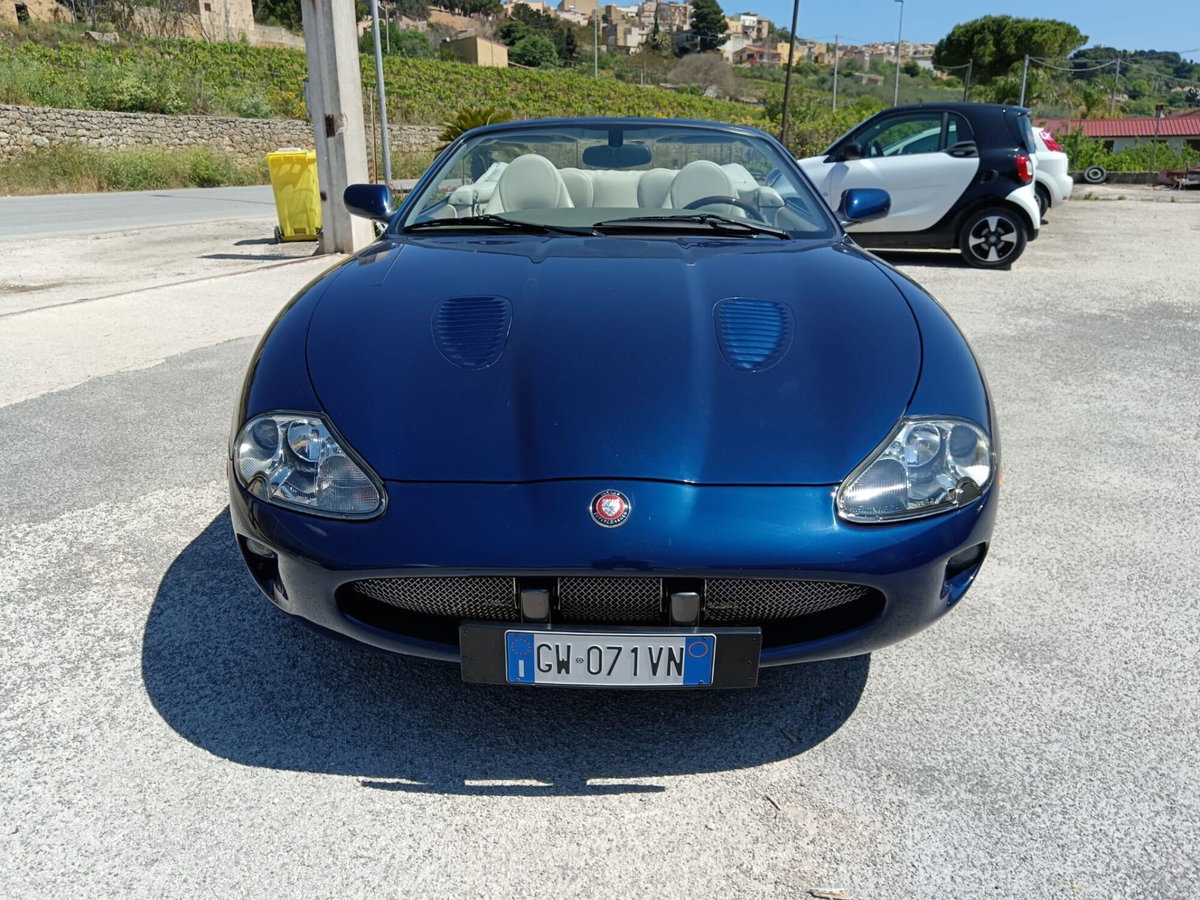 Jaguar XK 5.0 V8 Convertibile (14)