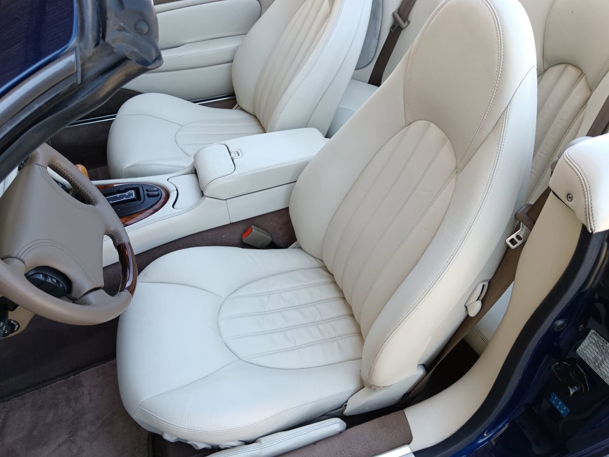 Jaguar XK 5.0 V8 Convertibile (16)