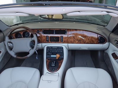 Jaguar XK 5.0 V8 Convertibile (18)