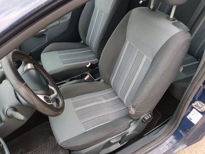 Ford Fiesta 1.2 82CV 3 porte Titanium (10)