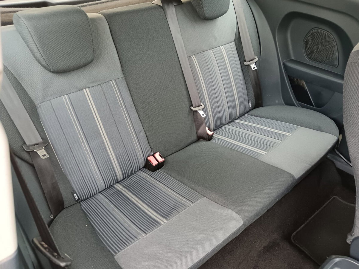 Ford Fiesta 1.2 82CV 3 porte Titanium (13)