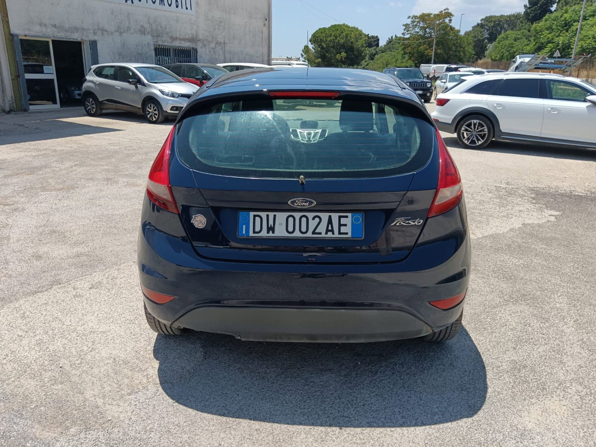 Ford Fiesta 1.2 82CV 3 porte Titanium (4)