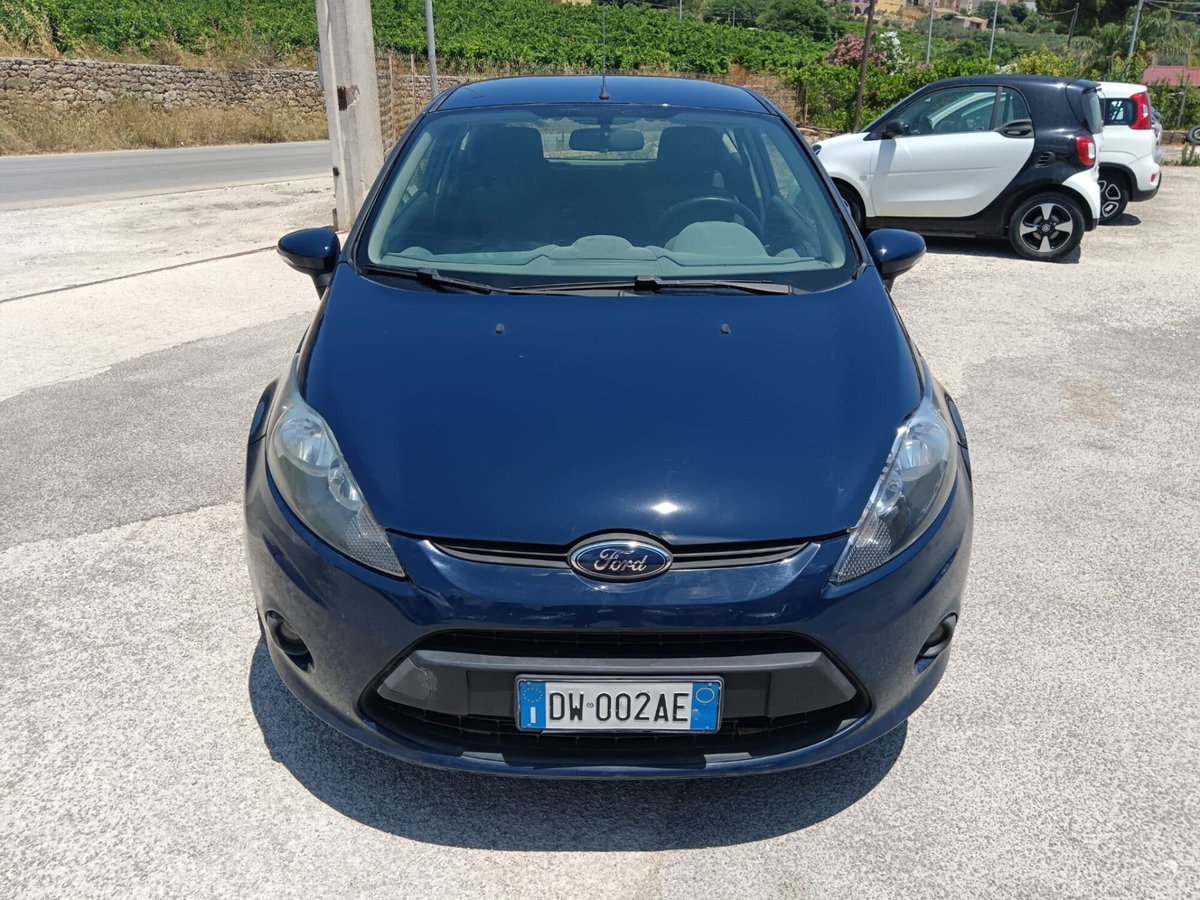 Ford Fiesta 1.2 82CV 3 porte Titanium (8)