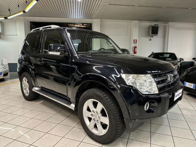 Mitsubishi Pajero 3.2 DI-D 16V aut. 3p. Instyle DPF usata