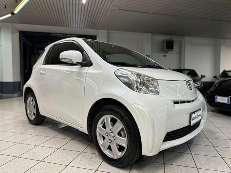 Toyota iQ 1.0 Multidrive