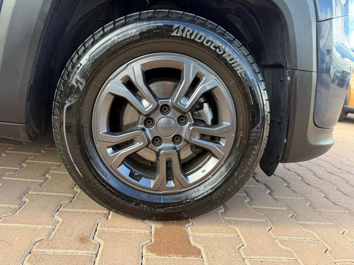 Jeep Renegade 1.6 Mjt 130 CV Longitude (7)
