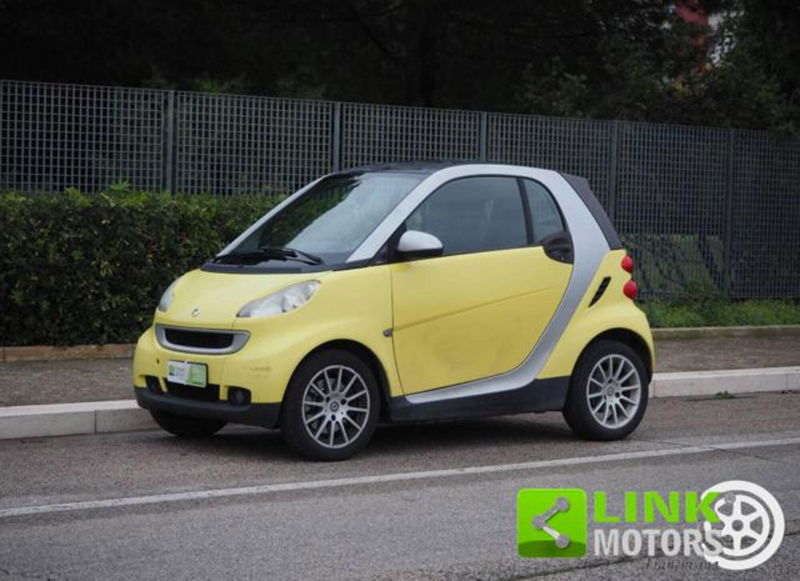 smart Fortwo 1000 52 kW MHD coupé passion