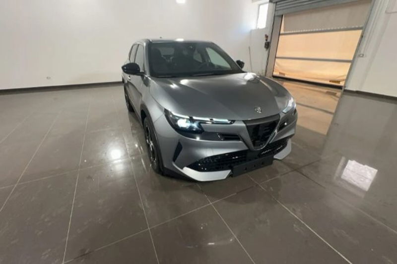 Alfa Romeo Junior 1.2 ibrida Speciale 145cv edct6