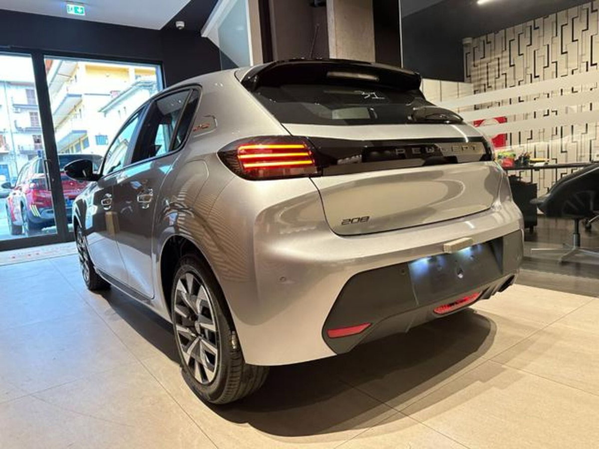 Peugeot 208 1.2 puretech Active s&s 100cv (4)