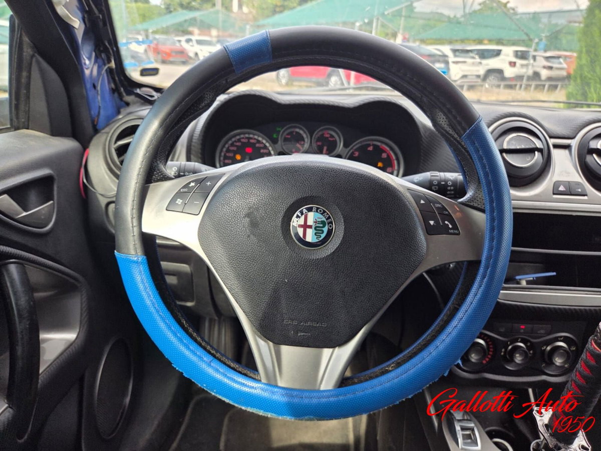 Alfa Romeo MiTo 1.3 JTDm-2 95 CV S&S BlackLine Collection SS (12)
