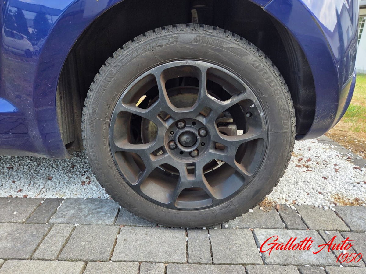 Alfa Romeo MiTo 1.3 JTDm-2 95 CV S&S BlackLine Collection SS (17)