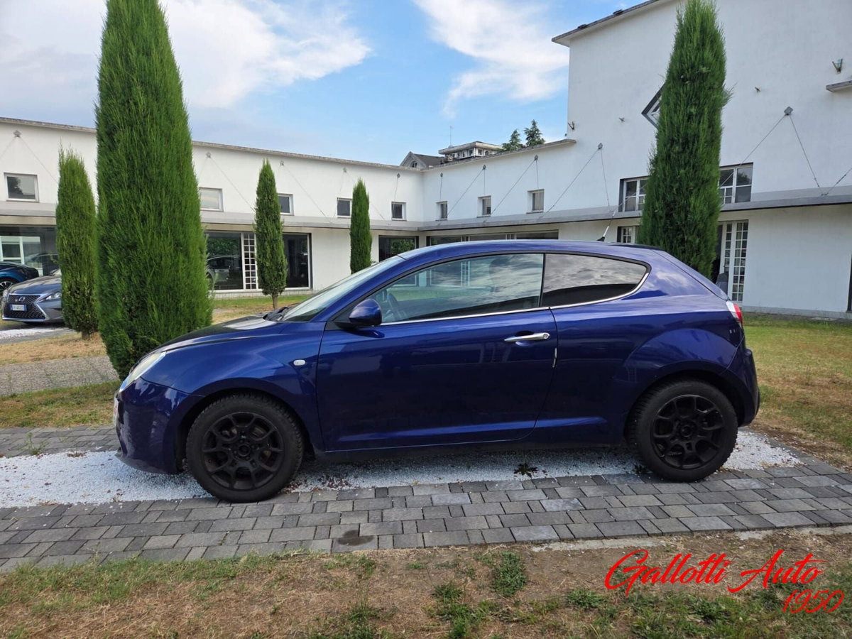 Alfa Romeo MiTo 1.3 JTDm-2 95 CV S&S BlackLine Collection SS (8)