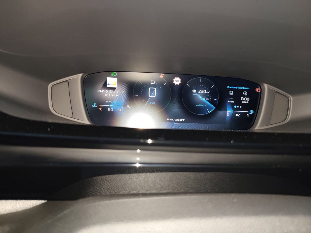 Peugeot 308 BlueHDi 130 S&S EAT8 Allure Pack (13)