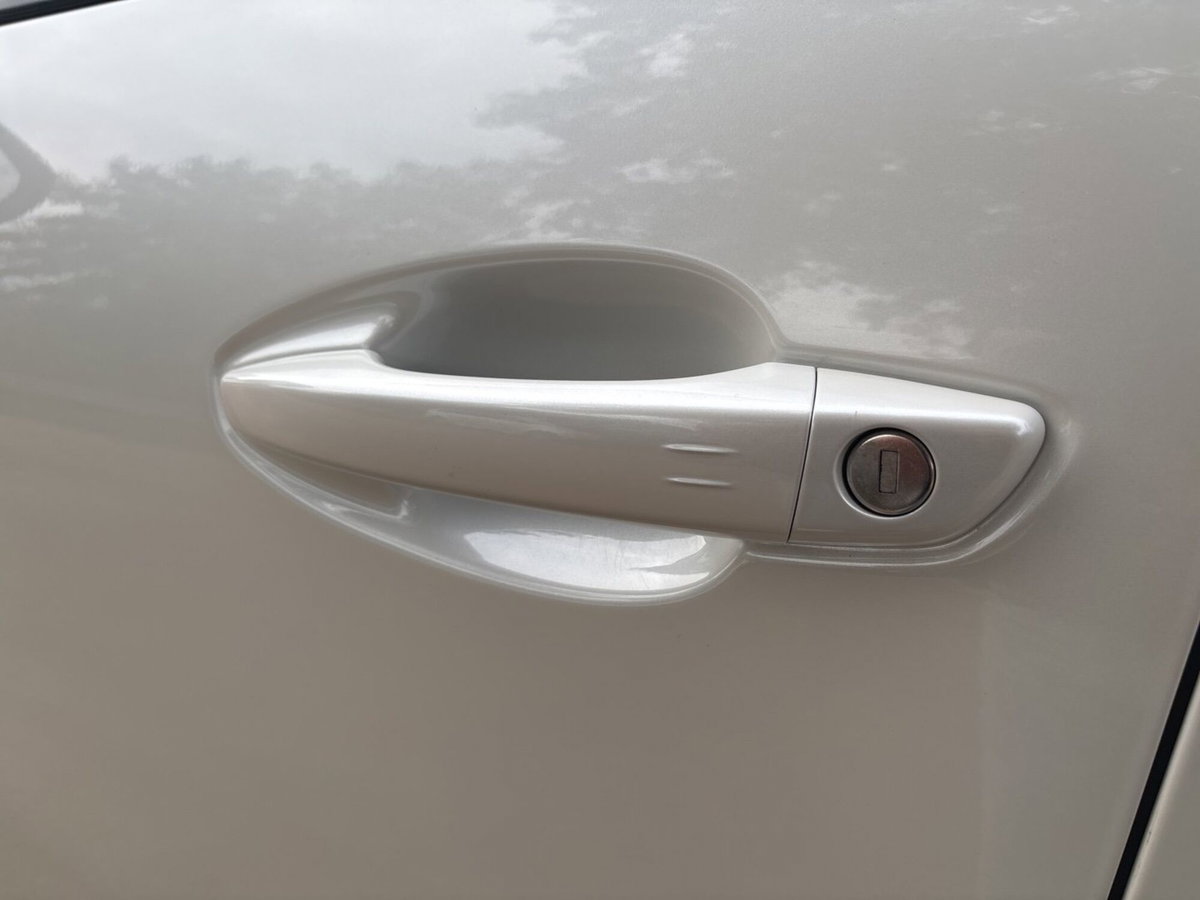 Peugeot 3008 BlueHDi 130 S&S Allure Pack (10)