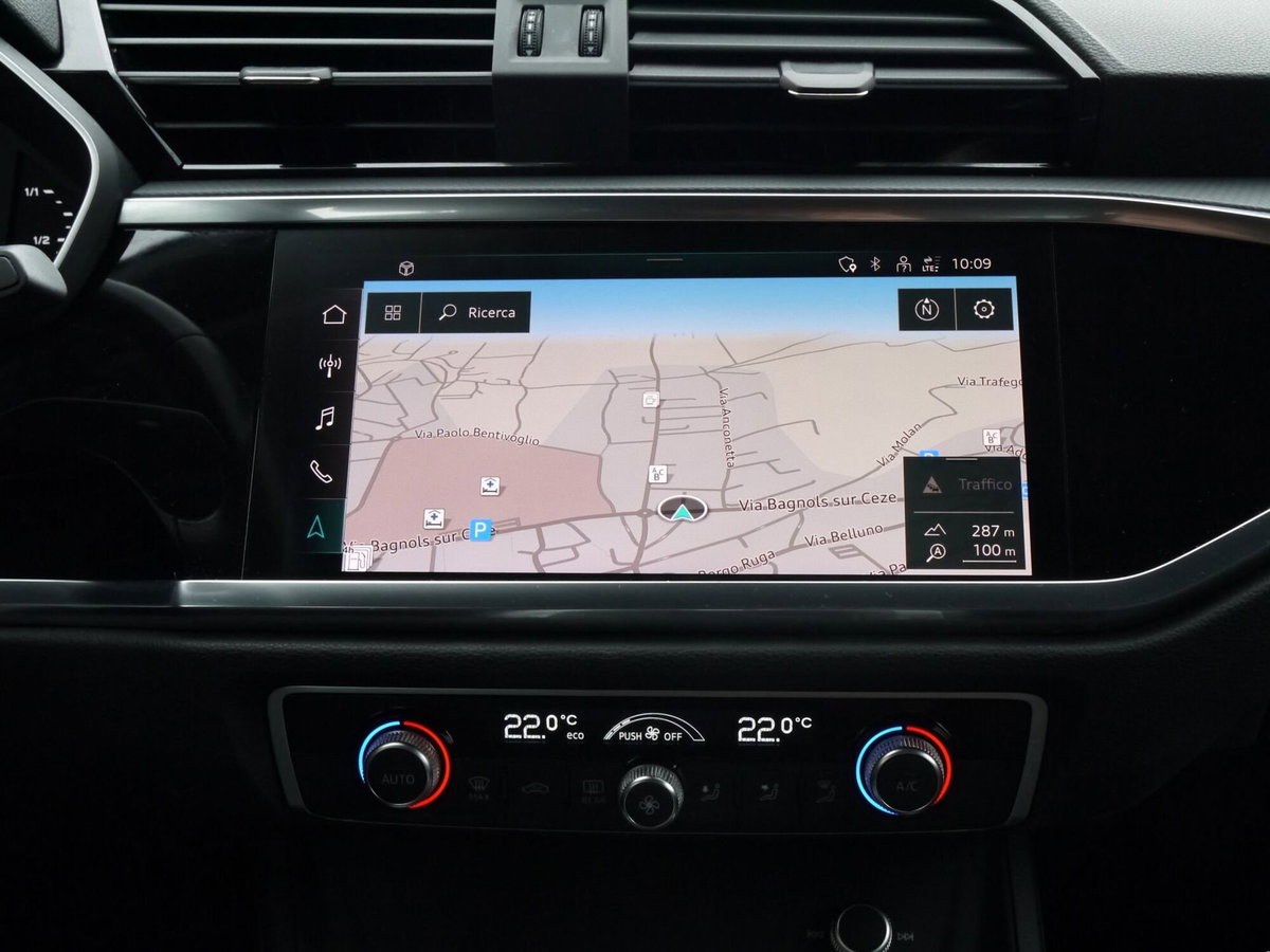 Audi Q3 Sportback 35 TDI quattro S tronic Business Plus (20)