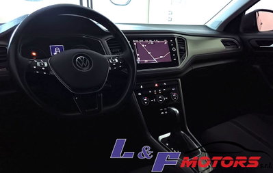 Volkswagen T-Roc 2.0 tdi Sport 150cv dsg (17)