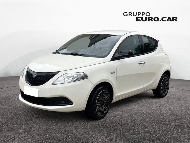 Lancia Ypsilon 1.0 FireFly 5 porte S&S Hybrid Ecochic Gold