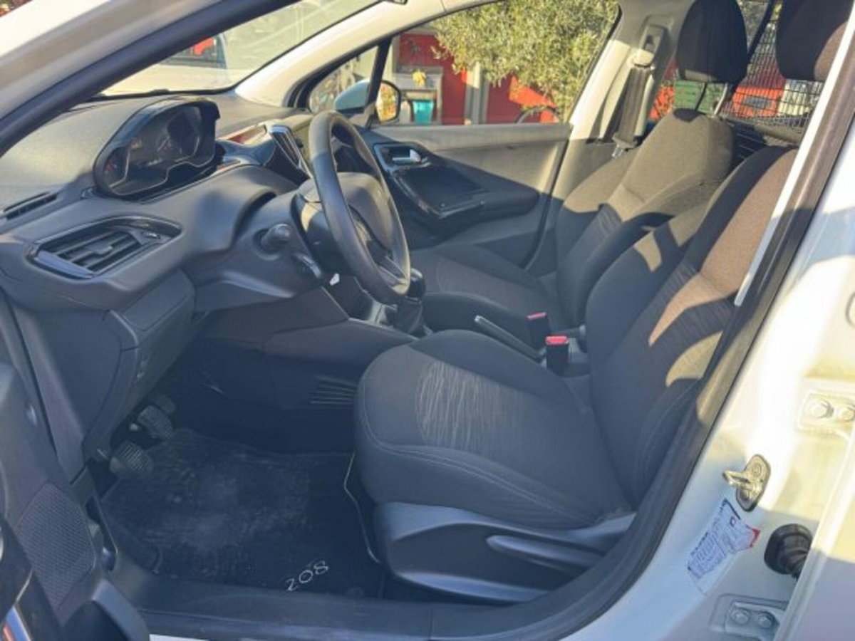 Peugeot 208 100 S&S 5 porte Van Active (14)