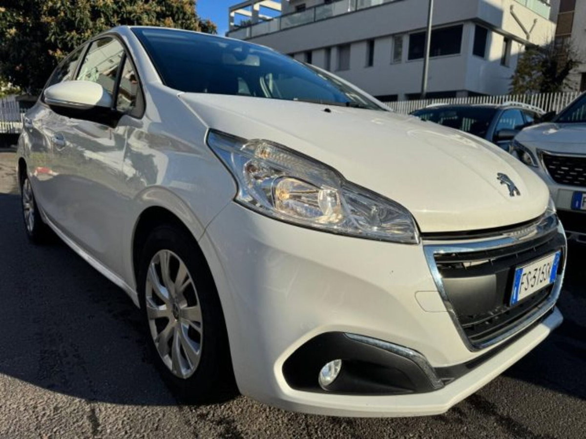 Peugeot 208 100 S&S 5 porte Van Active (3)