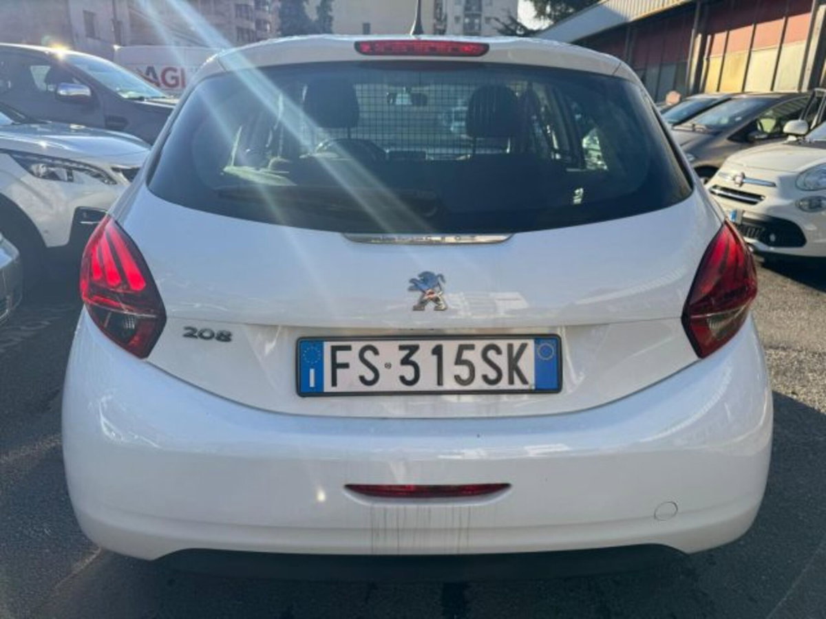 Peugeot 208 100 S&S 5 porte Van Active (6)