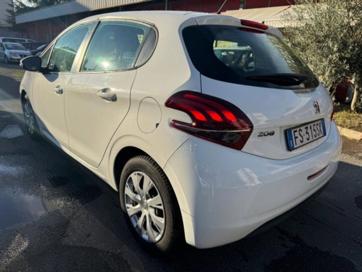 Peugeot 208 100 S&S 5 porte Van Active (7)