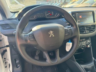 Peugeot 208 100 S&S 5 porte Van Active (9)