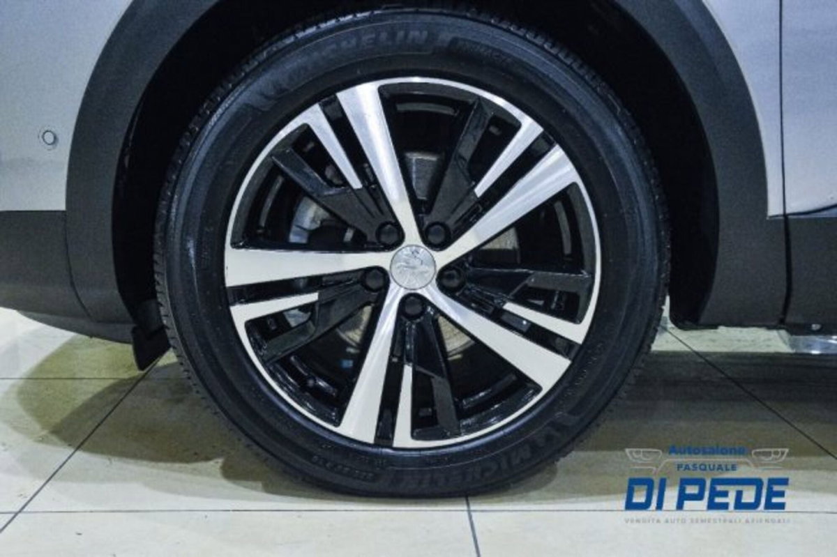 Peugeot 3008 BlueHDi 130 S&S EAT8 GT Pack (12)
