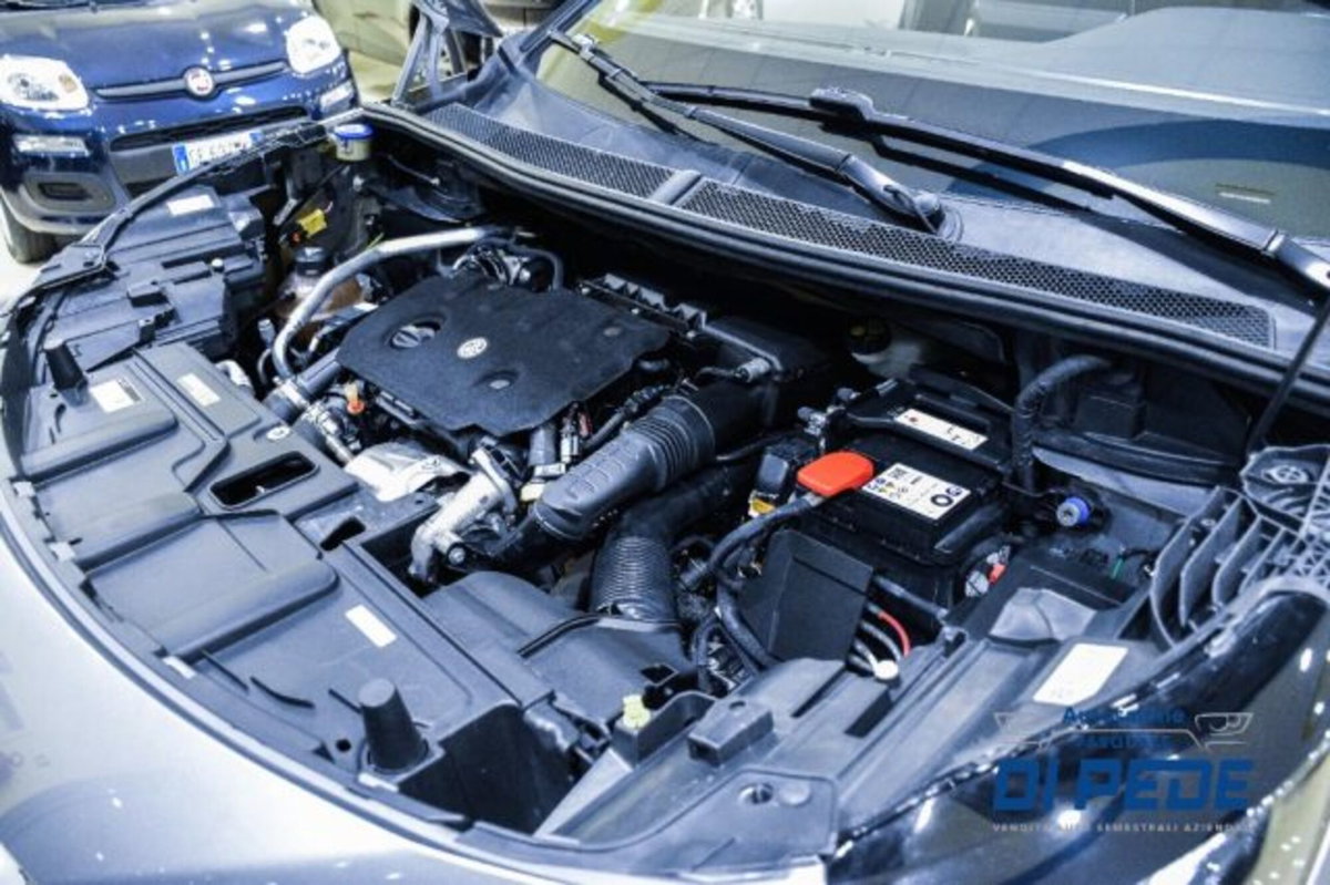 Peugeot 3008 BlueHDi 130 S&S EAT8 GT Pack (15)