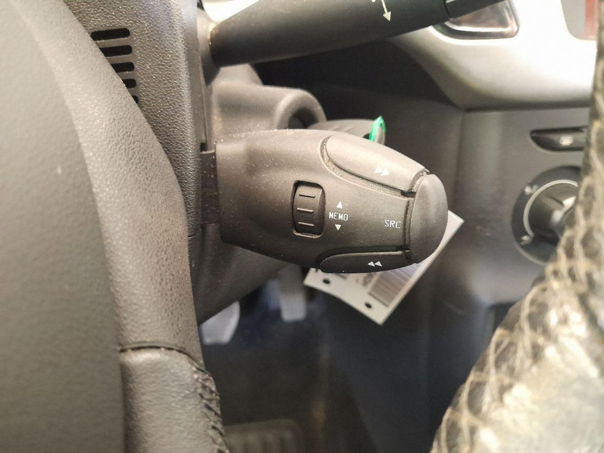Citroen C3 1.4 Eco Energy G Exclusive (12)