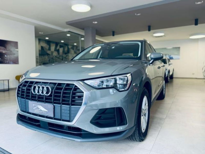 Audi Q3 35 2.0 tdi Business Advanced s-tronic