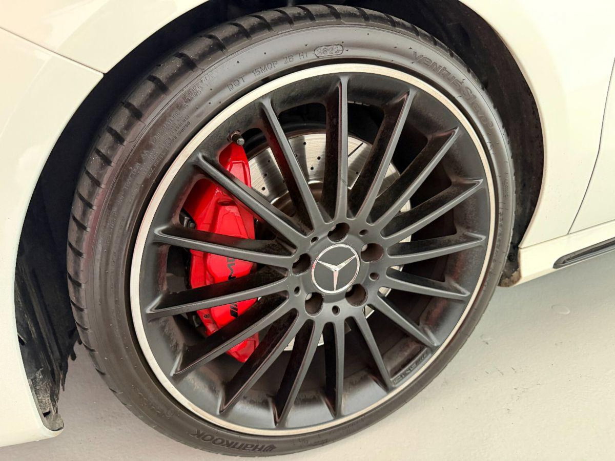 Mercedes-Benz Classe A 45 AMG 4Matic Automatic (11)