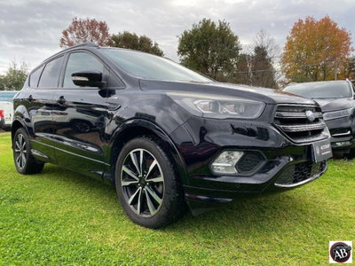 Ford Kuga 1.5 TDCI 120 CV S&S 2WD ST-Line (5)