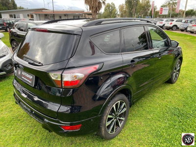 Ford Kuga 1.5 TDCI 120 CV S&S 2WD ST-Line (6)