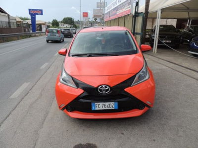 Toyota Aygo 1.0 VVT-i 69 CV 5 porte x-pure usata